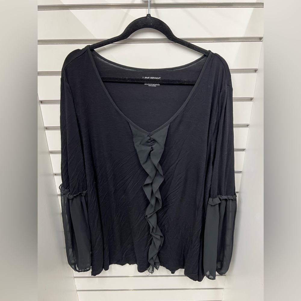 Lane Bryant 26 / 28 Black Ruffle Front Top